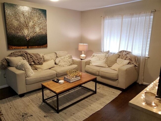 Building Photo - 3192 Osborne Rd NE