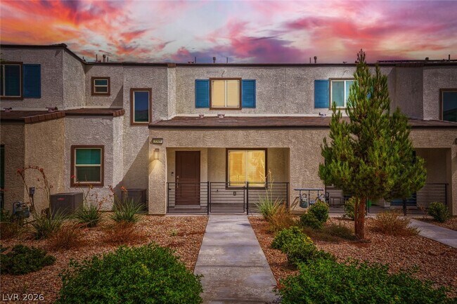 Photo - 3509 Golden Chariot Ave