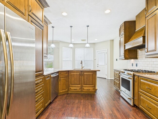 Building Photo - 5006 Fern Garden Ct