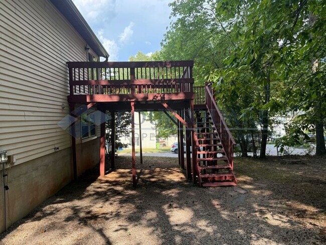Cozy 4-Bed / 2-Bath Home with Main-Level Bedrooms, Large Backyard & Corner Lot , Near Shelley Lake