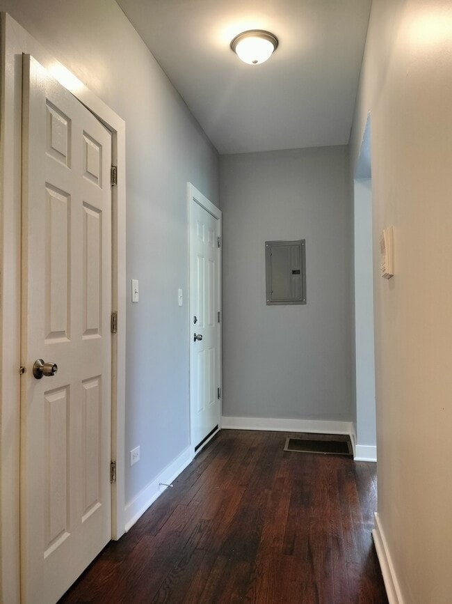Photo - 6601 S Bishop St