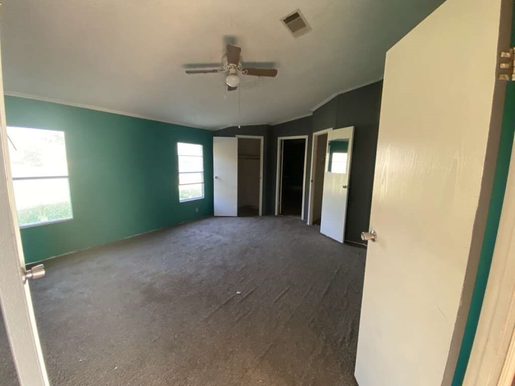 Photo - 102 Bailey St