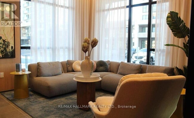 Photo - 720 Whitlock Ave Unit 506