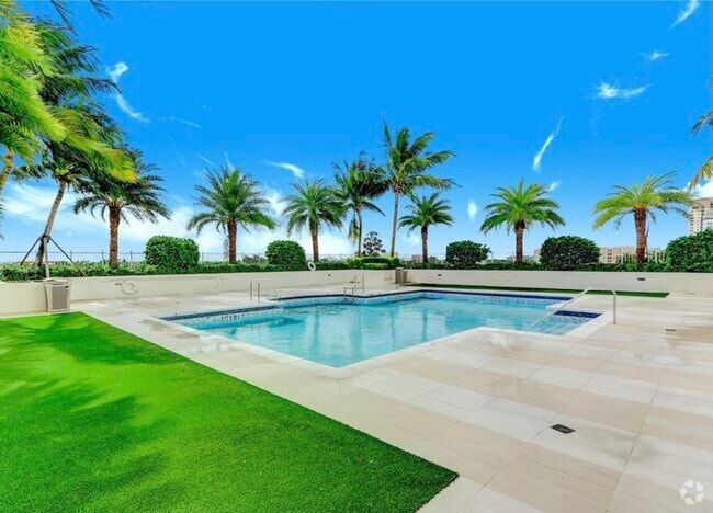 Building Photo - 3000 Coral Way Unit 609 Rental