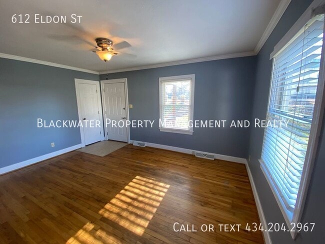 Photo - 612 Eldon St