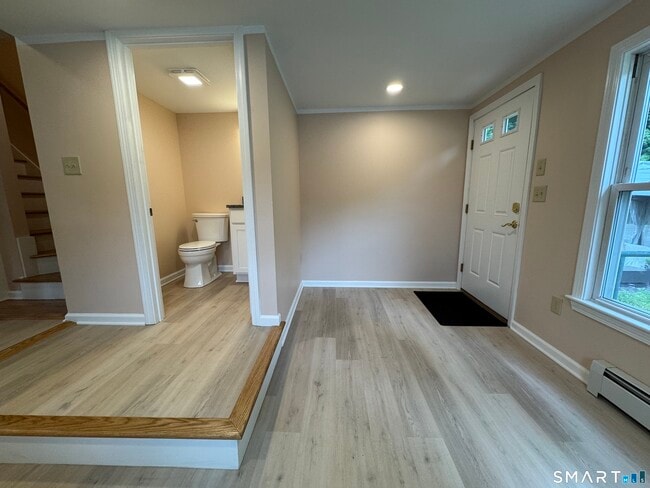 Photo - 44 N Main St