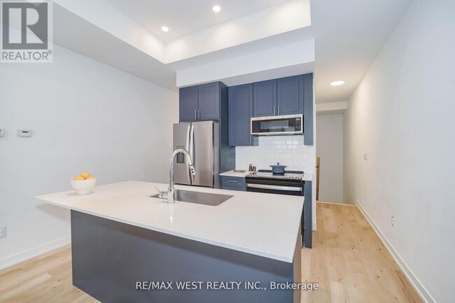 Photo - 3686 St Clair Ave E