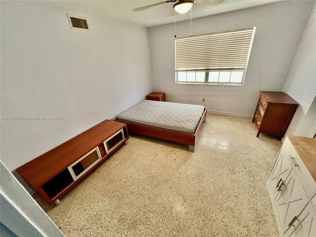 Photo - 15831 SW 100th Ct Unit B