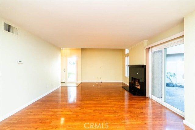 Photo - 923 Lombard Ct