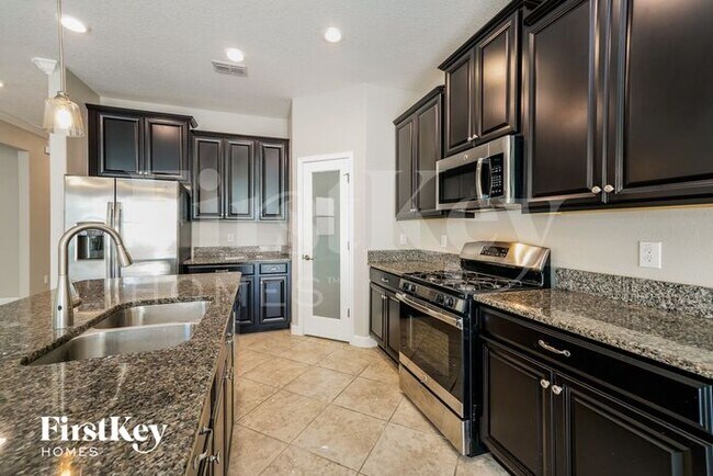 Photo - 931 Terra Vista St