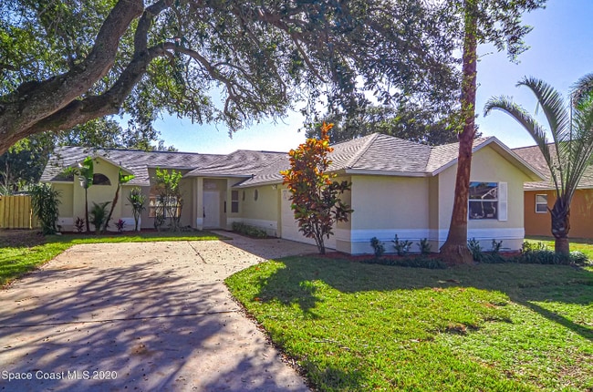 Photo - 520 Buttonwood Dr