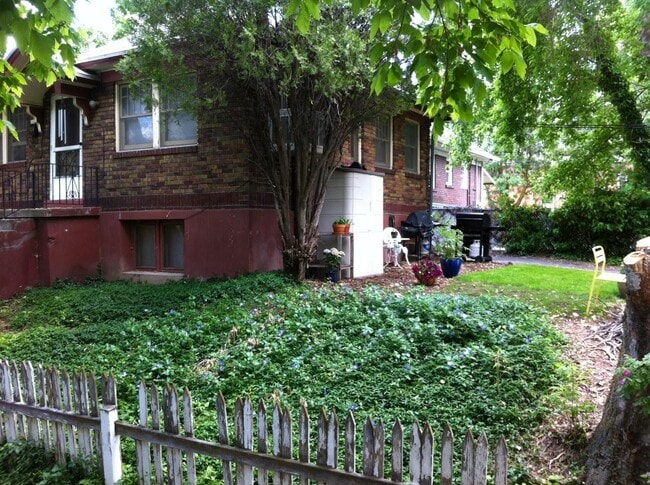 unidad trasera - 1110 S 900 E Unidad 1110