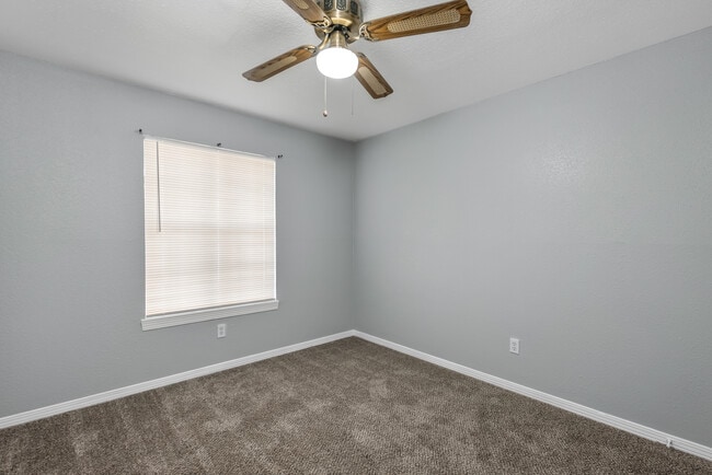 Photo - Lifestyle on Pines