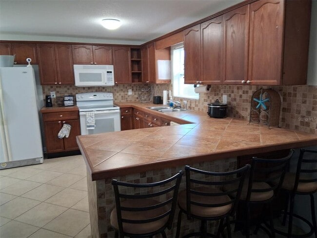 Photo - 14982 Edgewater Cir