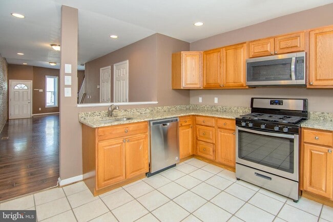 Photo - 1306 S Carey St Townhome
