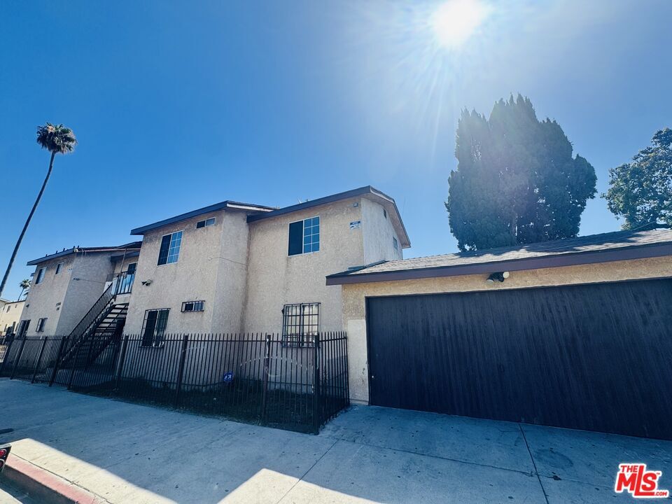 Photo - 7706-7706 S Grand Ave