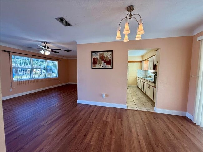 Photo - 6700 17th Ln N