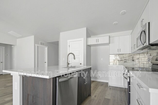 Photo - 2934 S Alcamo Wy