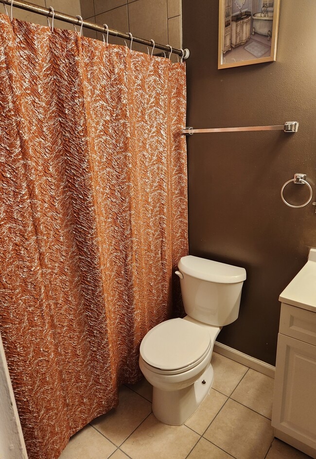 Photo - 8917 Loughran Terrace