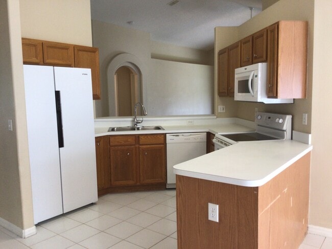 Photo - 1353 Crimson Clover Ln