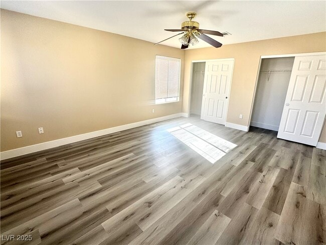 Photo - 8174 Amphora St