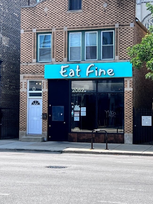 Building Photo - 2062 N Damen Ave Unit 2 Rental