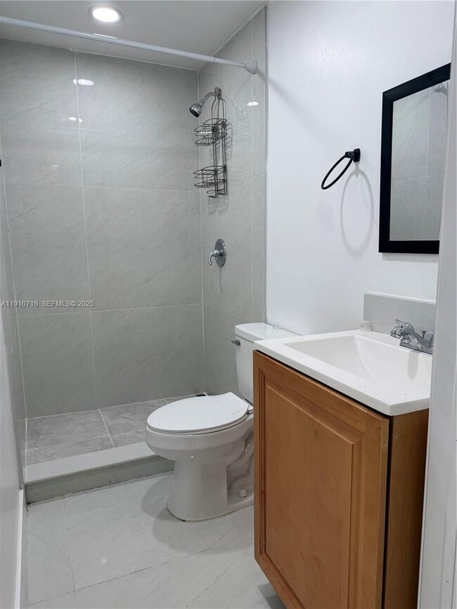 Photo - 7511 Farragut St Unidad 0