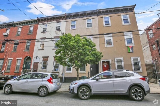Building Photo - 1526 Brown St Unit 2 Rental