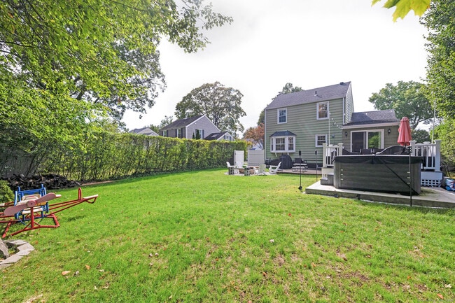 Photo - 27 Willowbrook Pl