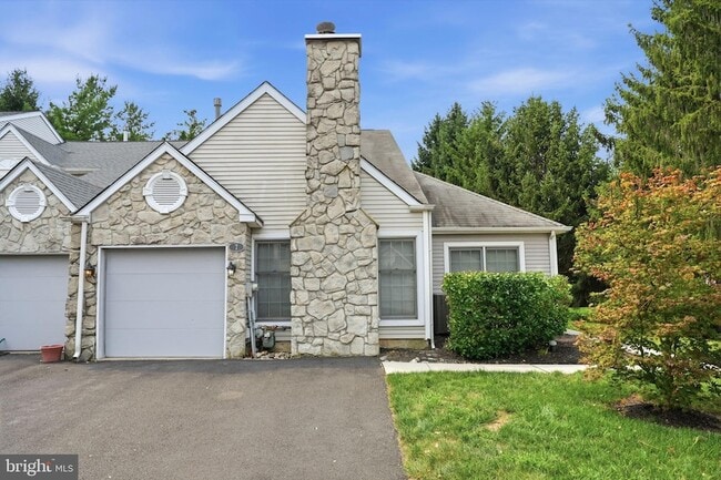 Photo - 7 Walton Ct