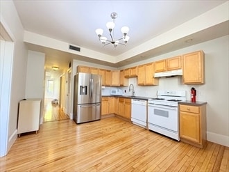 Photo - 367 Cardinal Medeiros Ave Unit 2