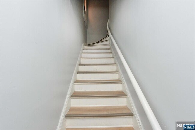 Photo - 124 Tuers Ave