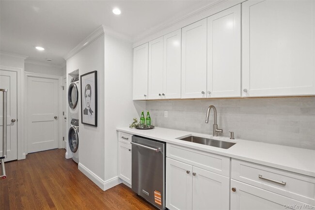 Photo - 11 Orchard Ave Unit 2