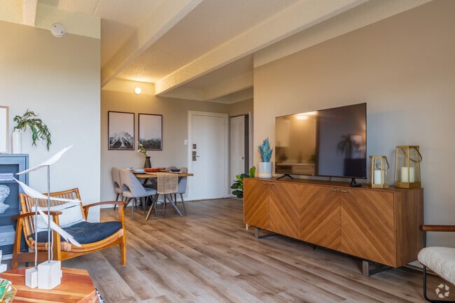 1BR, 1BA - 600SF - The Harper