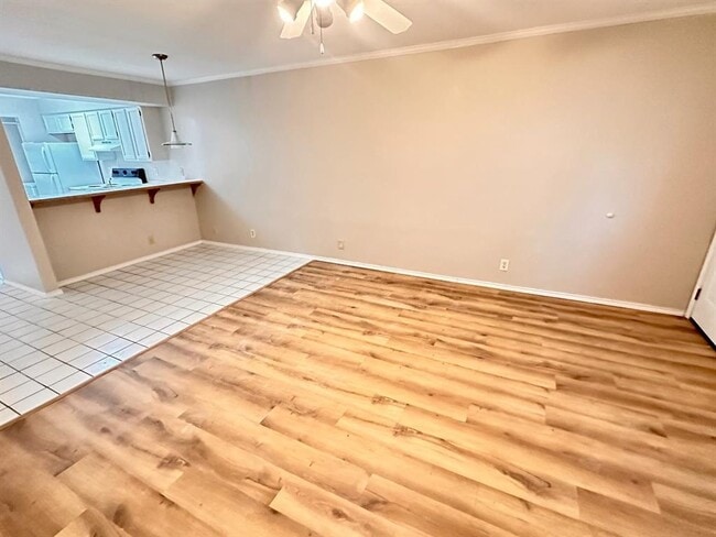 Photo - 2215 Post Rd Unit 1010