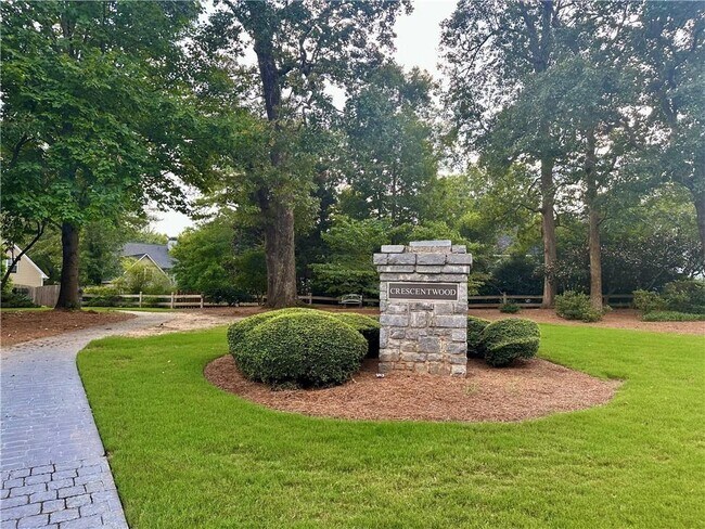 Photo - 1224 Crescentwood Ln