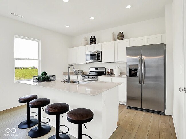 Photo - 2868 Woods Edge Dr