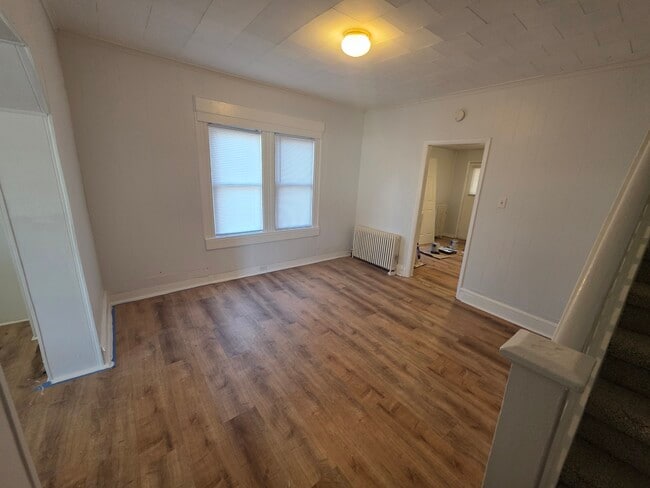 Dining room - 611 Moir Ct Unit Apt 1