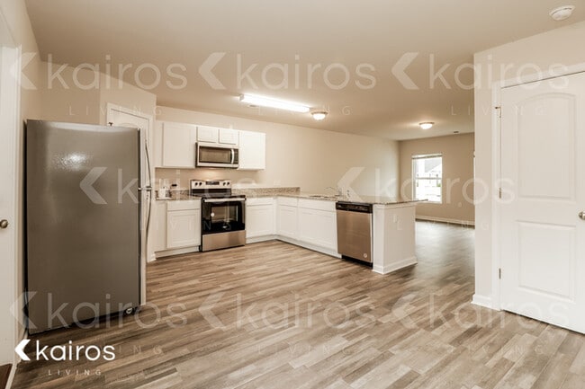 Photo - 169 Saddle Brooke Trce