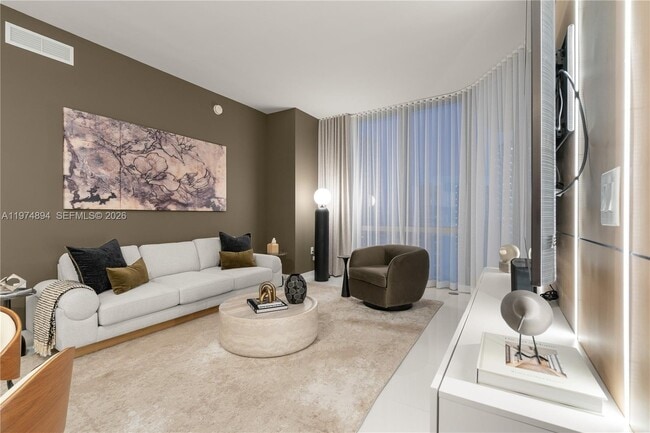 Photo - 851 NE 1st Ave Unit 4207