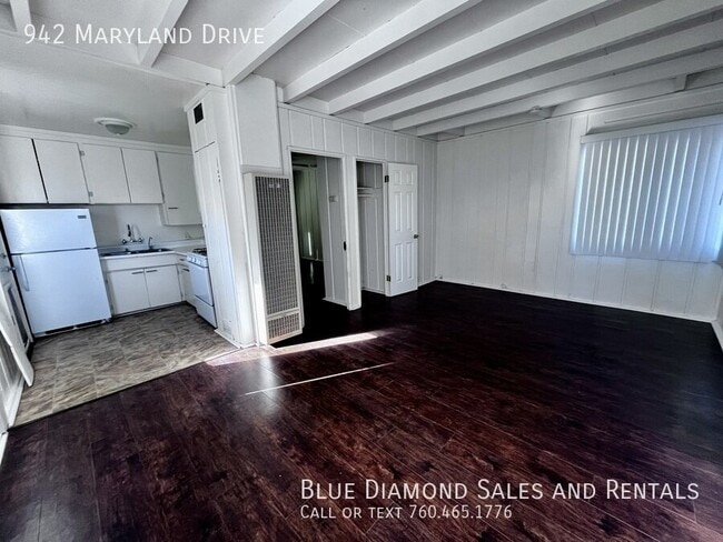 942 Maryland Dr