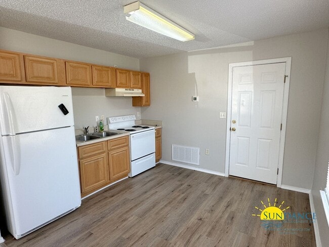 Photo - Cozy 2-Bedroom Duplex in Navarre - Close to Beaches & Hurlburt Field!