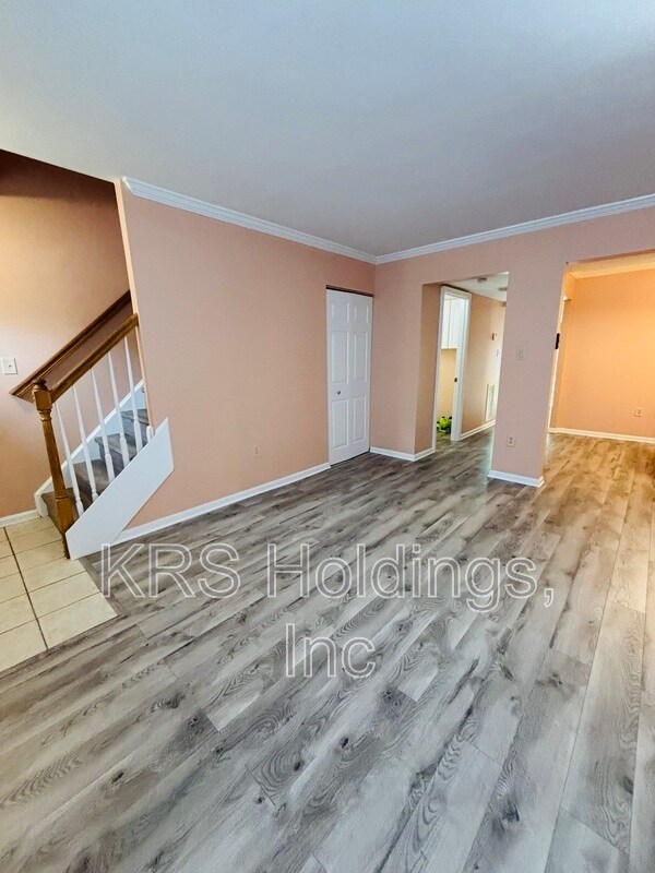 1235 Thomas Jefferson Pl