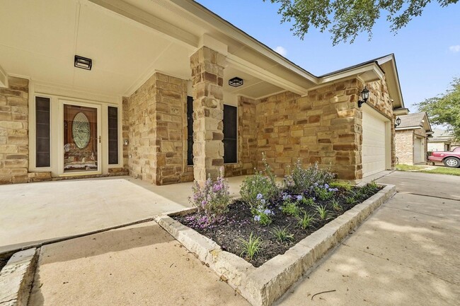 Photo - 919 Flanagan Dr