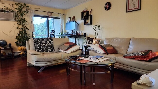 Photo - 157 Franklin St Unit D1