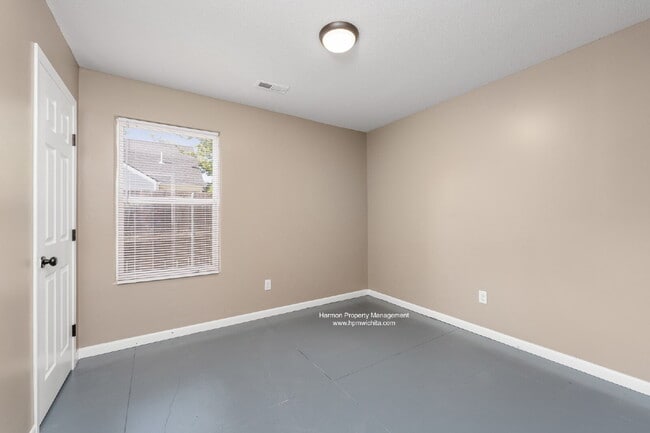 Photo - 1258 N Curtis Ct