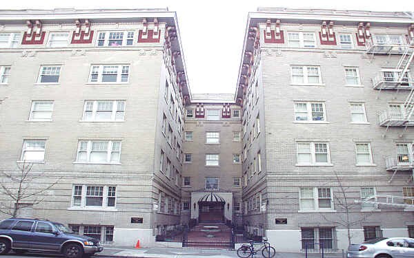 Fountain Place Apartments - Fountain Place Apartments