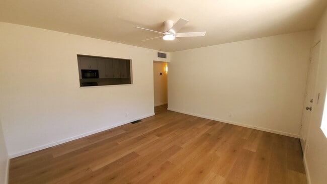 Photo - Fully Remodeled Home in North Phoenix – Mo...