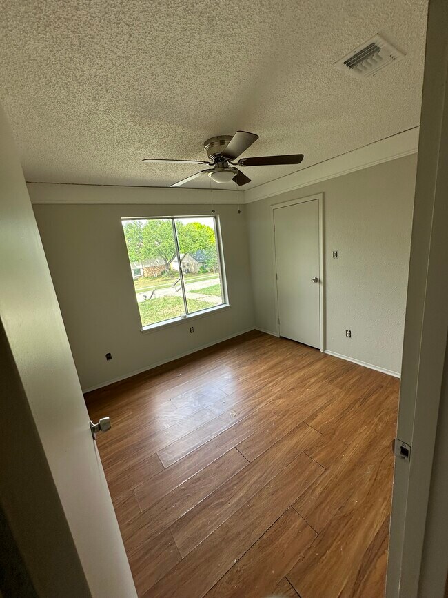 Photo - 3628 Blossom Trail