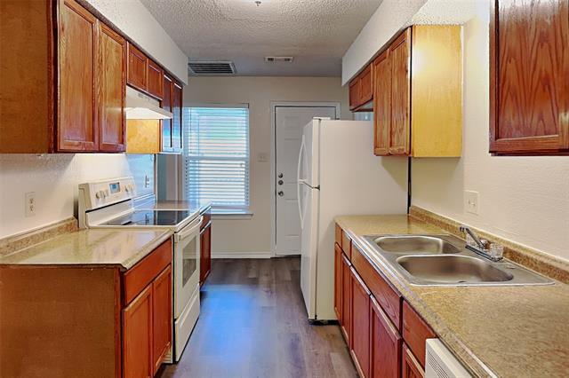 Photo - 3405 Republic Dr